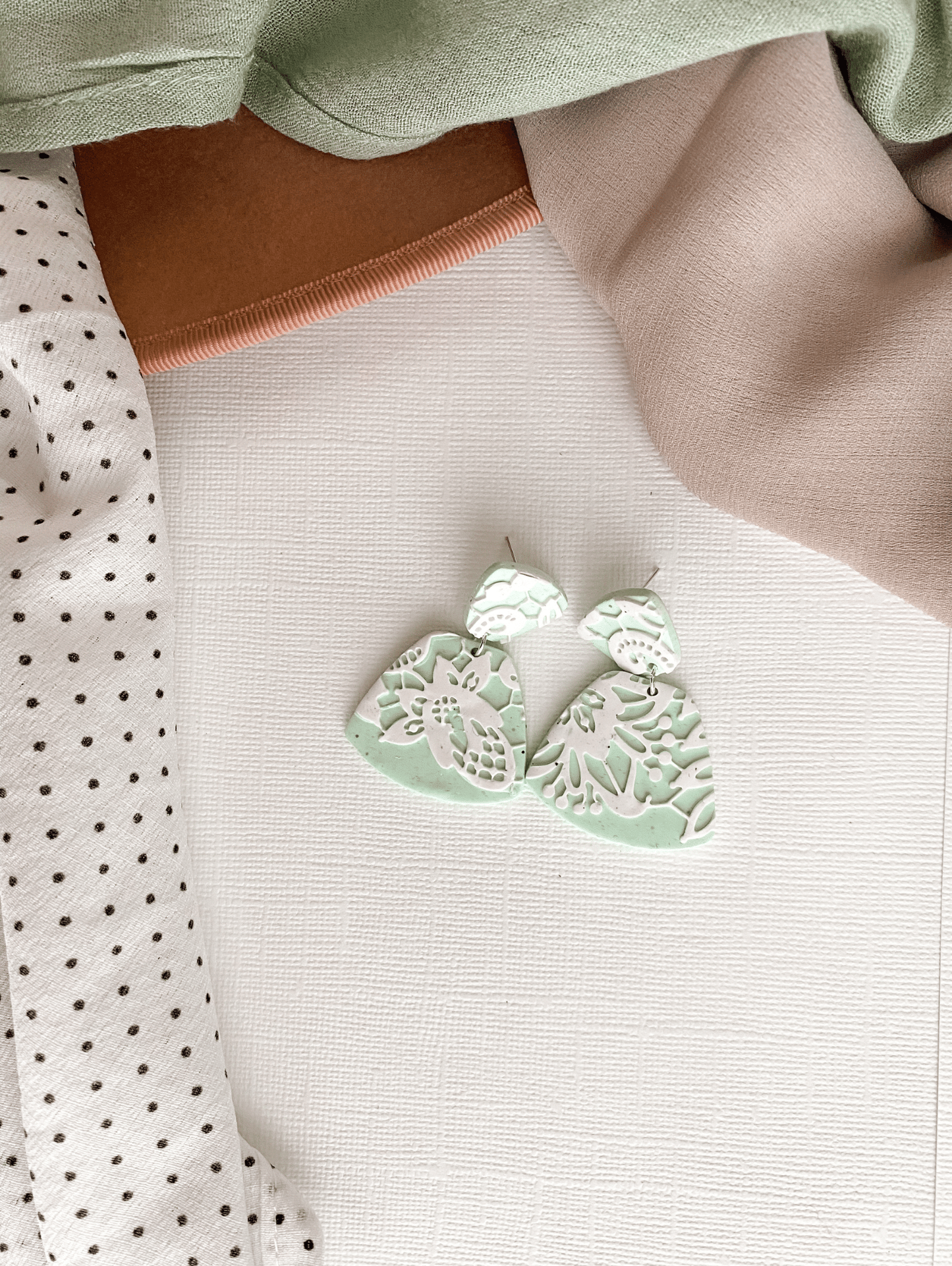 Double Fan Lace Earrings | Mint