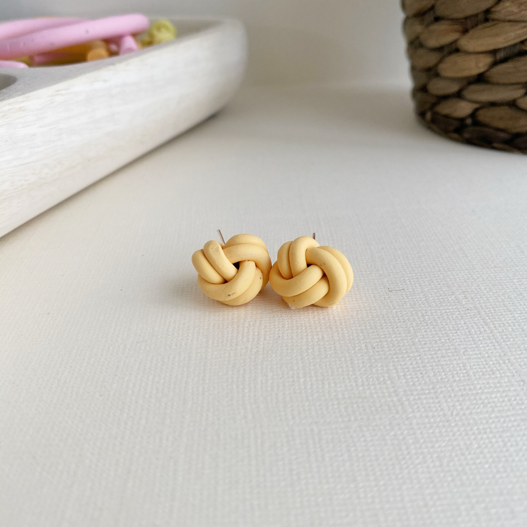 Double Knot Studs | Speckled Tangerine