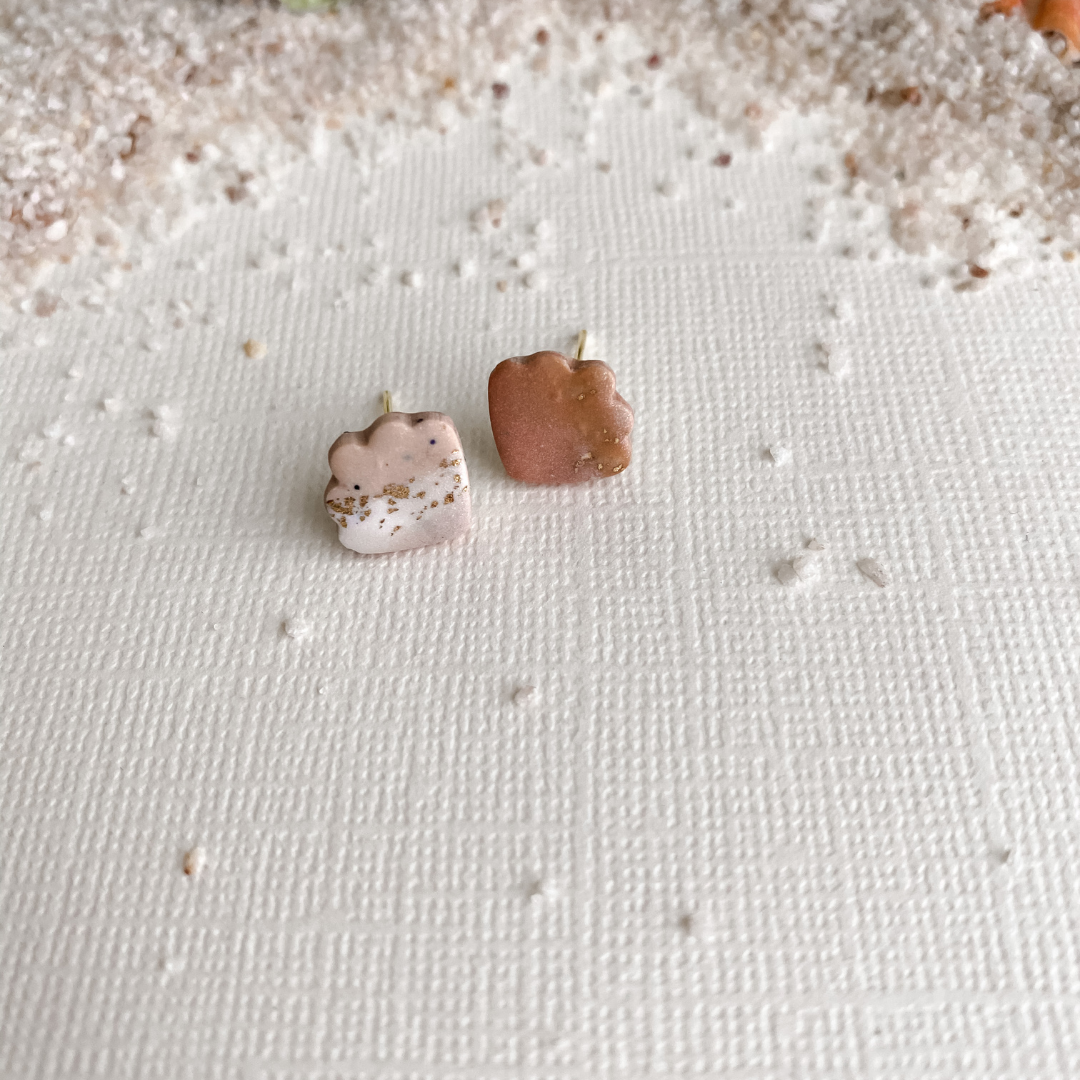 Mini Sweetheart Clam Shell - Marbled Sand